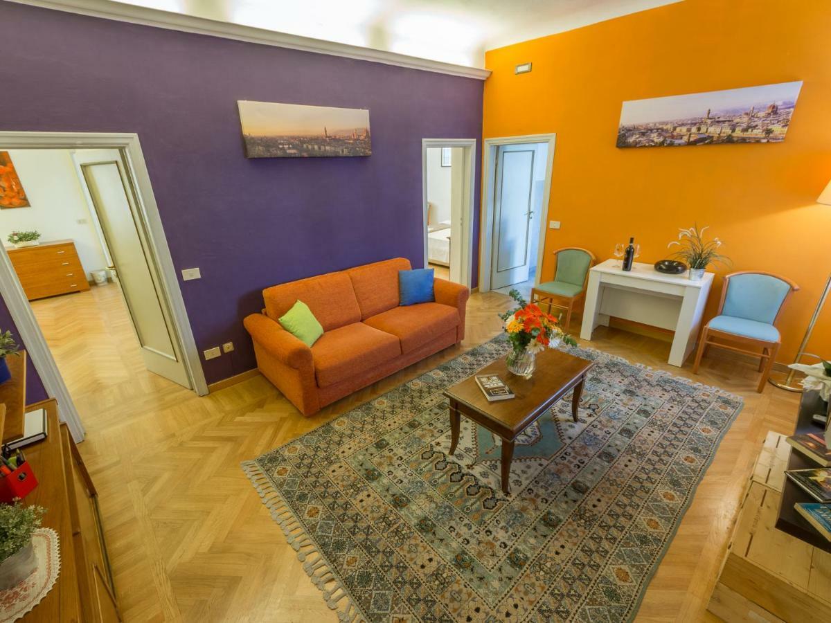 Paolo And Carlotta's Apartamento